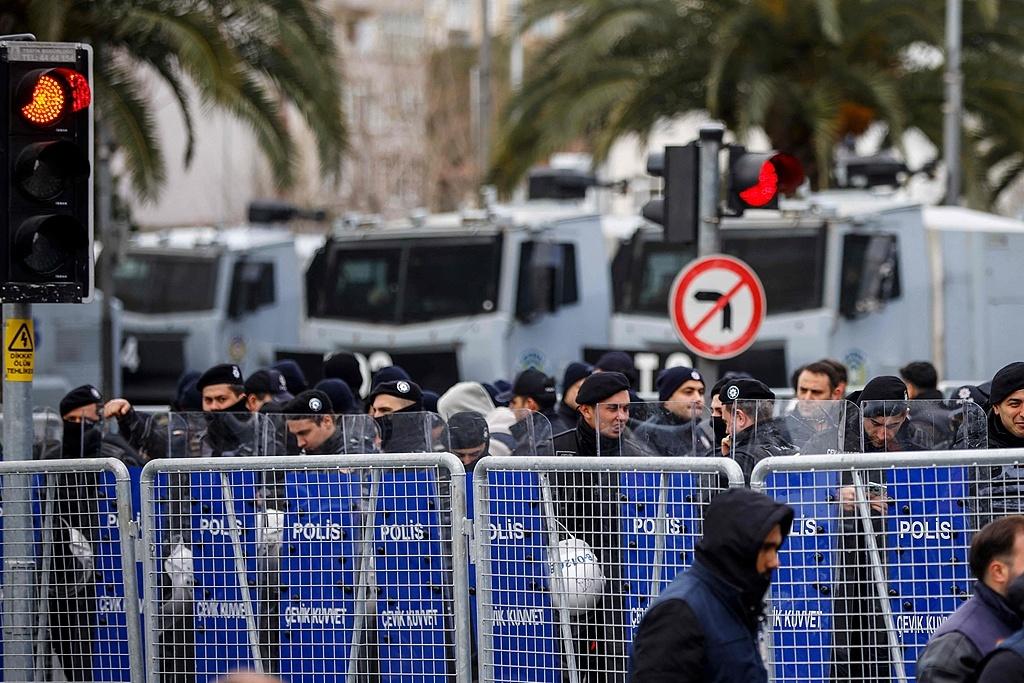 The mayor of Istanbul was detained, and Türkiye's finan